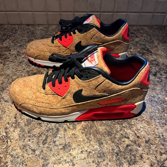 ‘Cork’ Nike Air Max 90, neon pink, size 8.5 - Picture 3 of 4